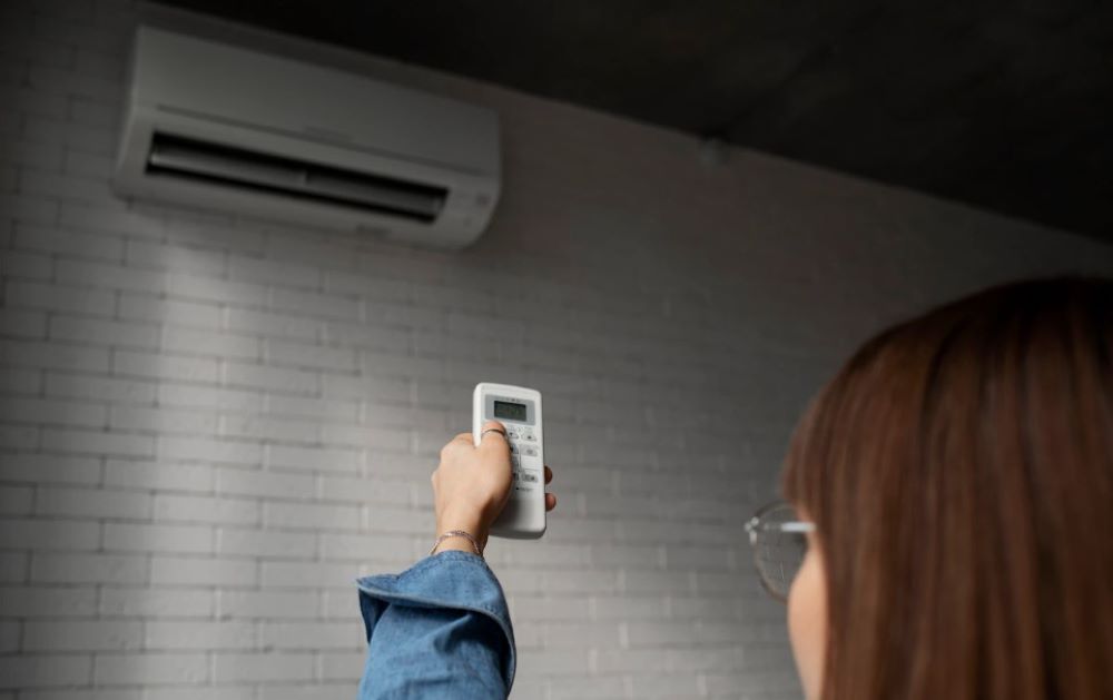El aire acondicionado de casa no calienta: motivos y soluciones
